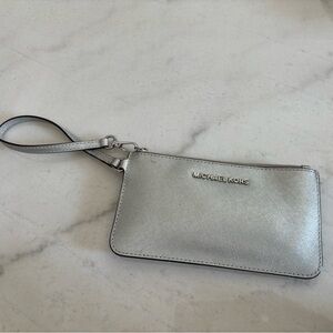 Michael kors wristlet